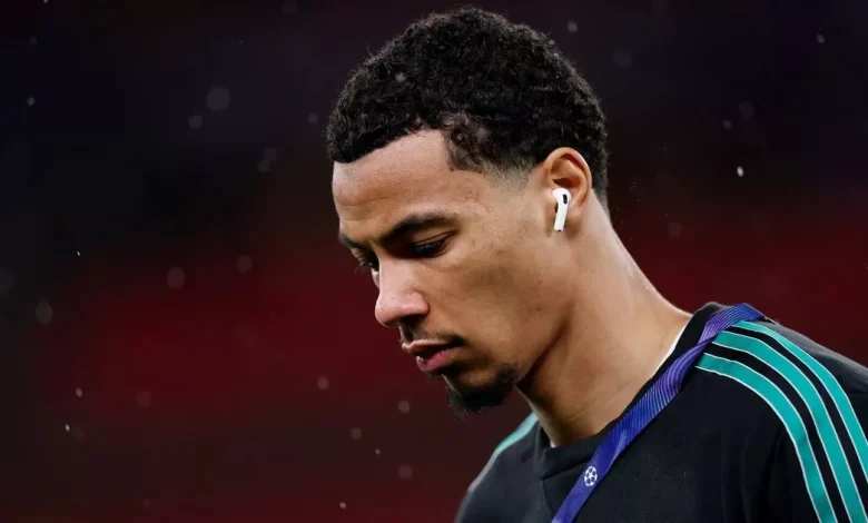 Hugo Ekitke rushes to support as Liverpool teammate issues apology