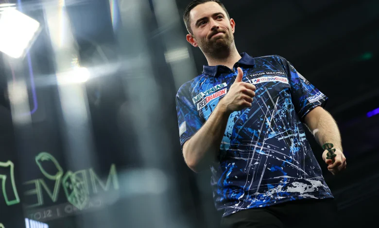 Humphries, Price & Smith progress to Grand Slam knockout stages