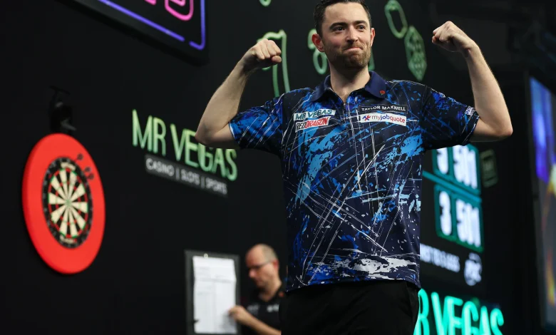 Humphries lands Grand Slam nine-darter as six stars progress to last 16