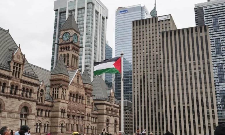 Hundreds attend first-ever Palestinian flag-raising at Toronto city hall