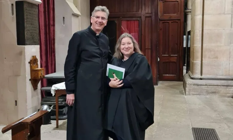 Hundreds of guests join Dean of Cork as he marries wife in beautiful ceremoy