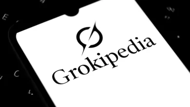 I tried Grokipedia. It has something to teach Wikipedia about AI.