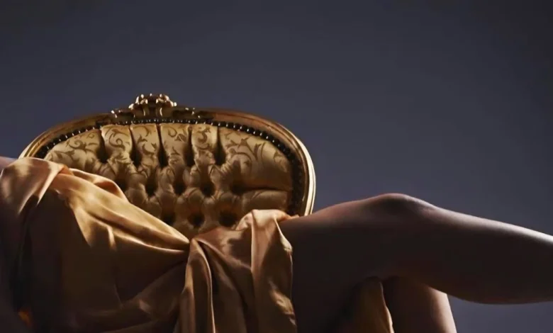 'I work as a cam girl with my face hidden while my family is asleep'