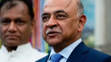 IBM’s CEO disagrees with JPMorgan CEO Jamie Dimon’s disdain for texting in meetings: ‘Telling people they can't use their technology would be weird’