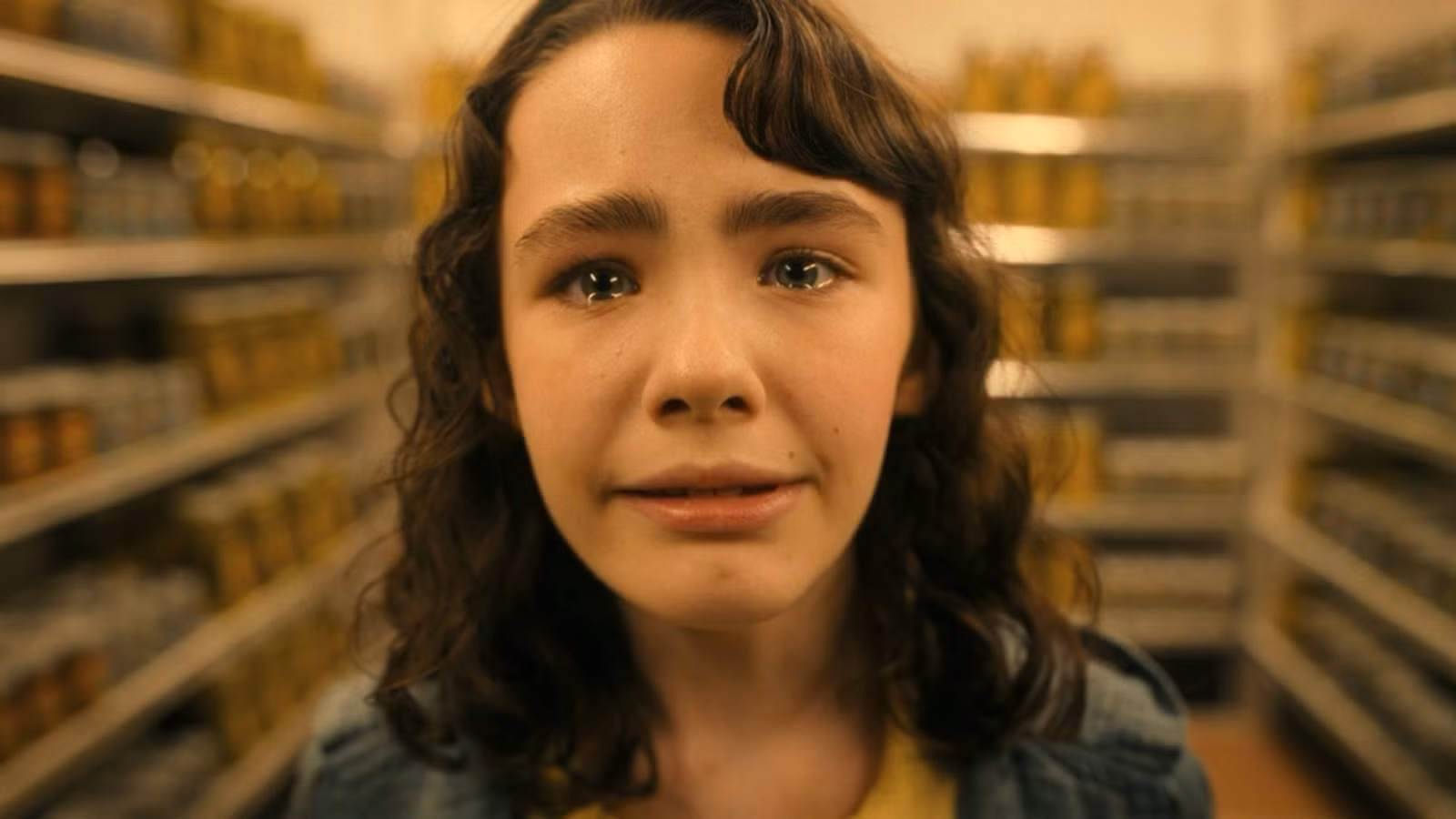 'IT: Welcome to Derry's Most Grotesque Scene Yet Broken Down by Star - Eyes Front, Listen In.