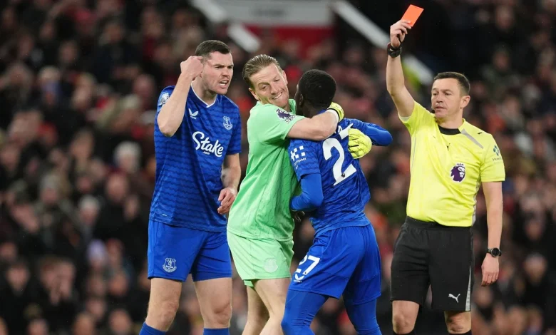 Idrissa Gueye: Everton midfielder sent off for striking team-mate Michael Keane against Manchester United