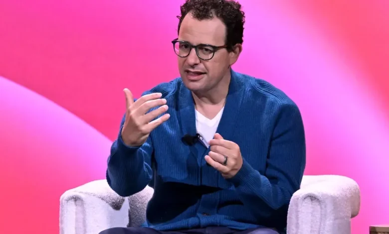 'I'm deeply uncomfortable': Anthropic CEO warns that a cadre of AI leaders, including himself, should not be in charge of the technology’s future