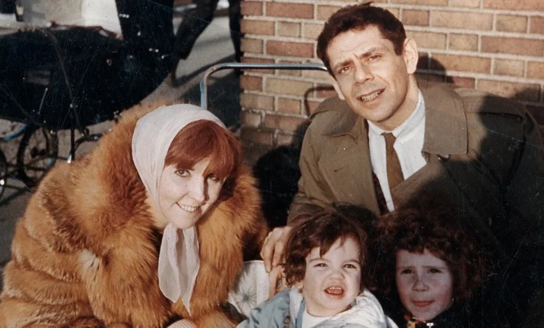 In Ben Stiller's showbiz family, there was little separation between home and stage