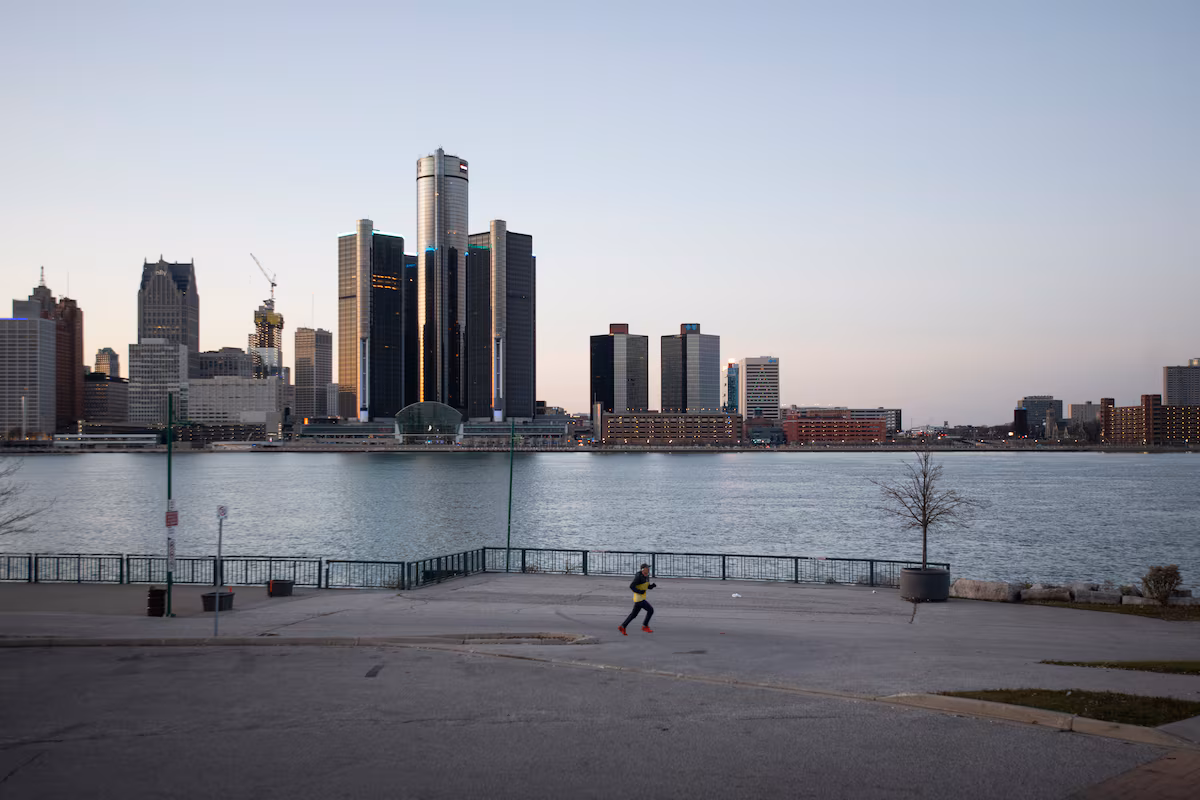In Detroit, where sympathy for Canada runs high, residents are divided on Reagan anti-tariff ad