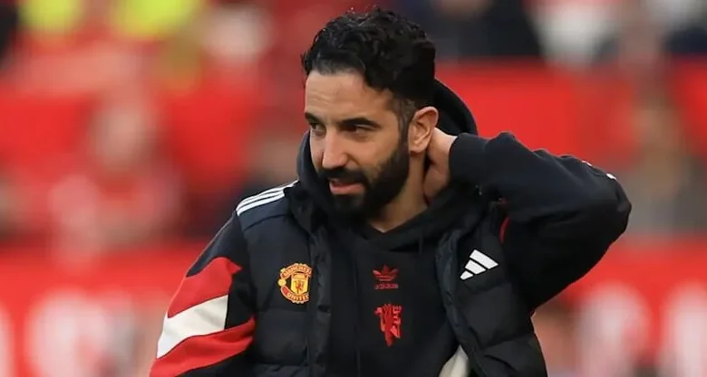 Ingleses arrasam Amorim por “decisões criminosas” no Man. United