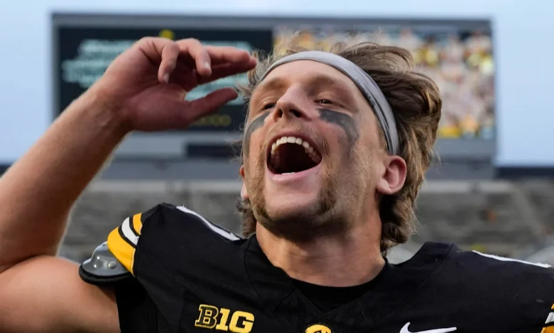 Injury Status of Iowa Quarterback Mark Gronowski In Flux Before Oregon Game