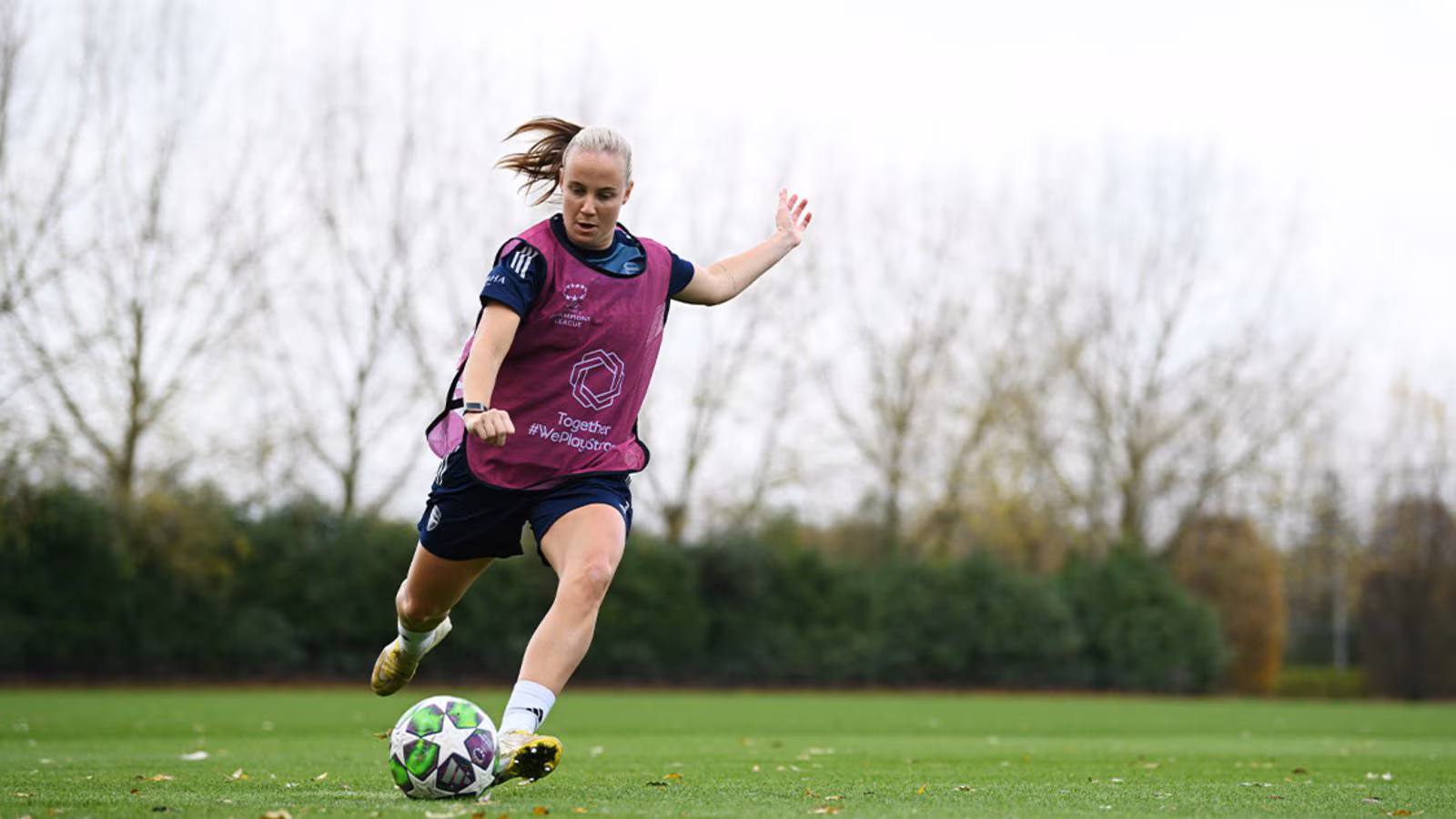 Inside Training: Watch us get set for Bayern | Video | News