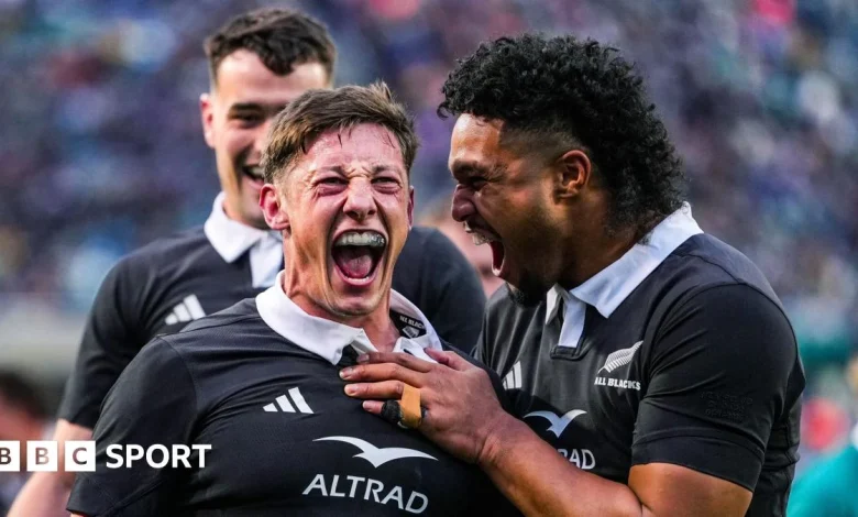 Ireland 13-26 New Zealand: Four-try All Blacks beat rivals in Chicago rematch