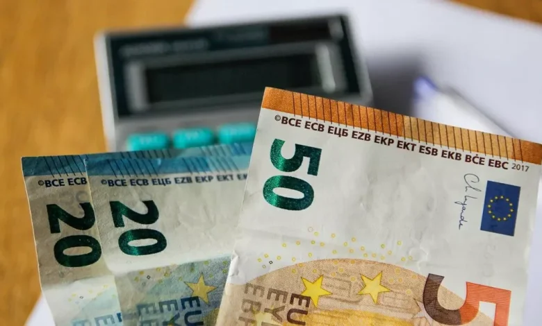 Ireland Social Welfare: Many working families to see double boost of up to €360 in 2026