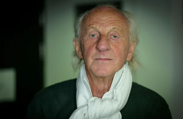 Irish fashion designer Paul Costelloe dies aged 80