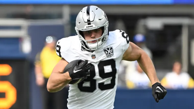 Is Brock Bowers playing today? Why Raiders TE is off to quiet start in Week 9