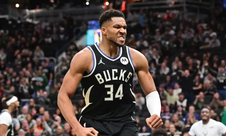 Is Giannis Antetokounmpo playing today? NBA Cup injury update