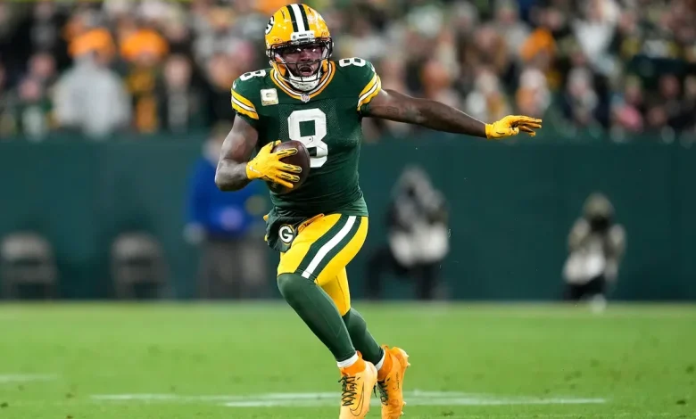 Is Josh Jacobs playing today in Week 12 against the Vikings?