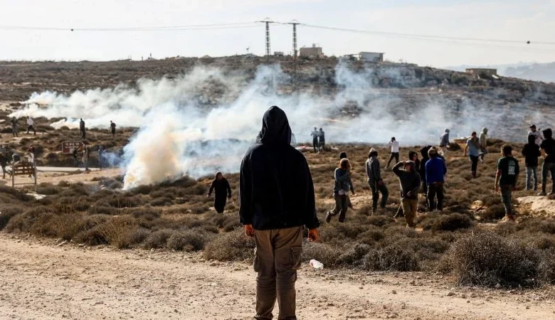 Israeli settlers torch Palestinian vehicles and homes in West Bank village
