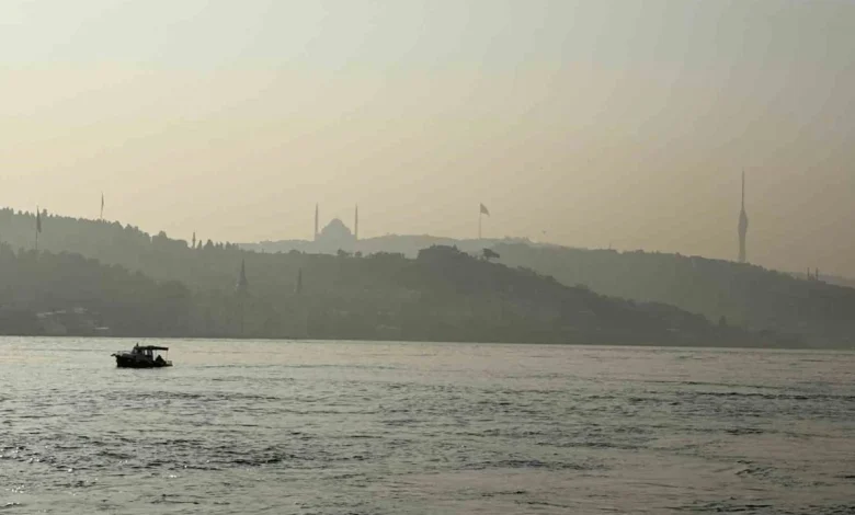 İstanbul’da sis boğaz çevresinde etkili oluyor