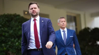 JD Vance dresses up as a meme for Halloween, of himself