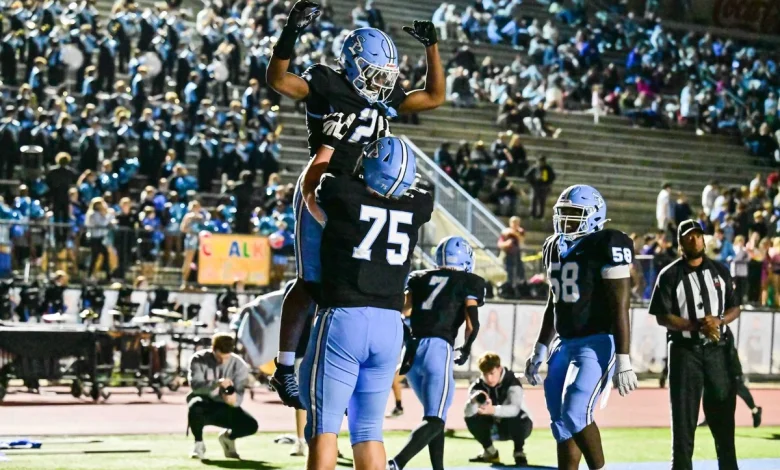 Jags remain No. 8, Bucs drop in ASWA poll