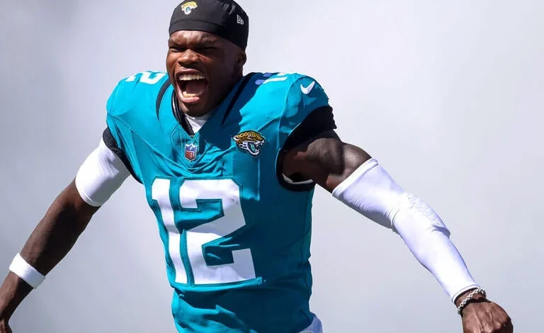 Jaguars' Hunter undergoes season-ending knee surgery