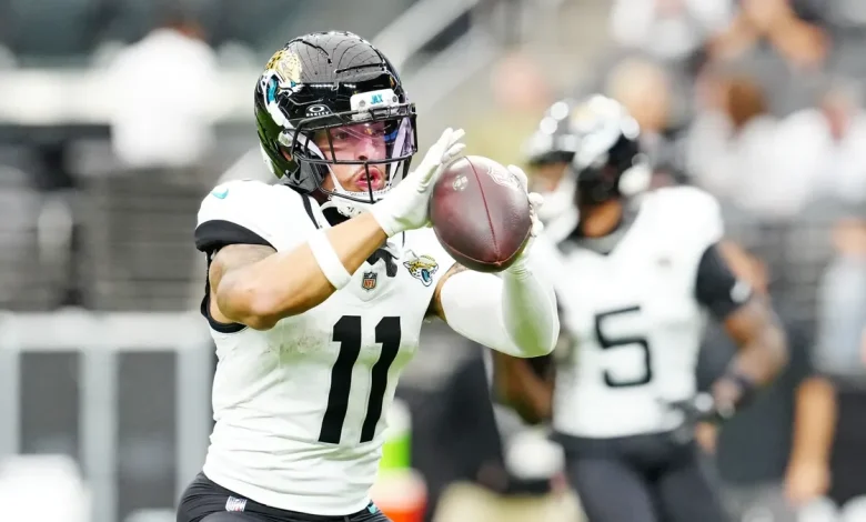 Jaguars WR Parker Washington exits Week 13 game vs. Titans with injury