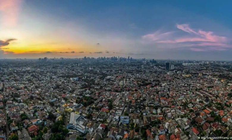 Jakarta topples Tokyo as world's biggest city