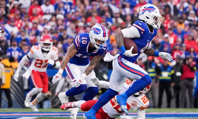 James Cook sustains apparent injury in first half of Week 9 matchup vs. Chiefs