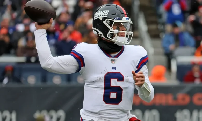Jaxson Dart injury update: Giants QB being evaluated for concussion vs. Bears