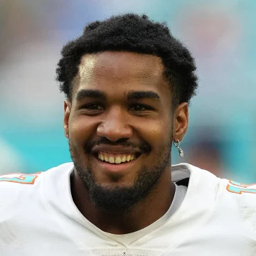 Jaylen Waddle Resumes practicing in full