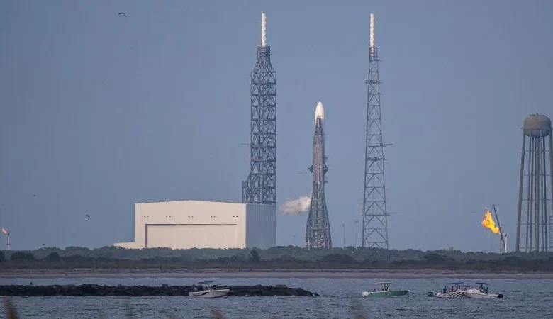 Jeff Bezos-funded Blue Origin aims for Mars in the first big test of its New Glenn rocket