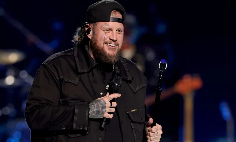 Jelly Roll calls out luxury store for treating him like he was 'going to rob that place'