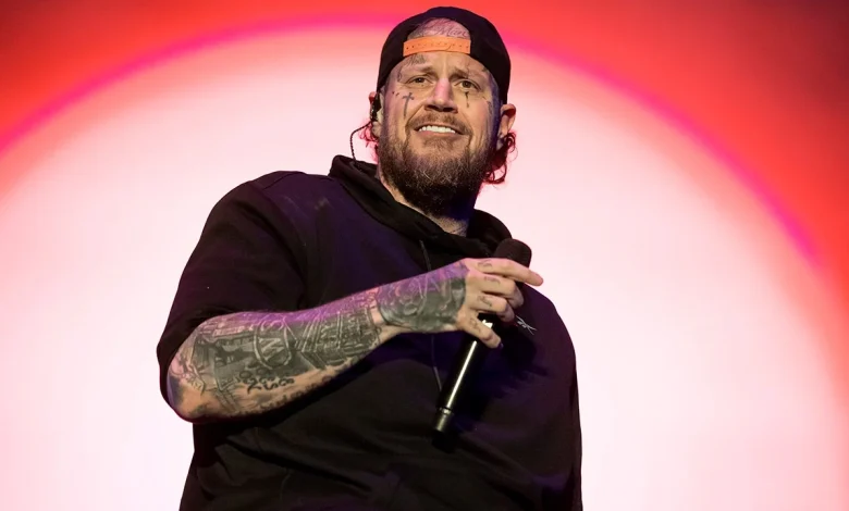 Jelly Roll unveils dramatic transformation without signature beard after weight loss