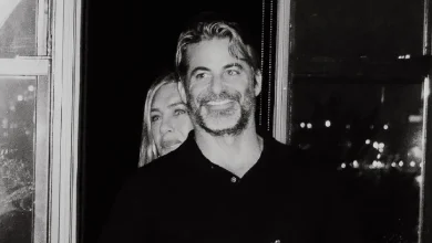 Jennifer Aniston Declares Love For Boyfriend Jim Curtis With PDA