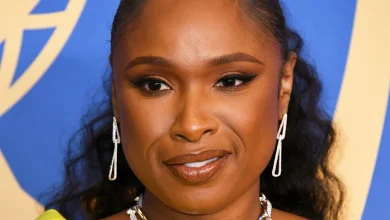 Jennifer Hudson delivers huge surprise on her talk show