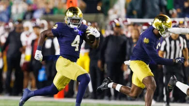 Jeremiyah Love leaves Notre Dame football game vs Stanford with injury