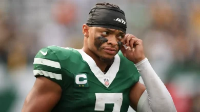 Jets bench Justin Fields for Tyrod Taylor amid QB's struggles