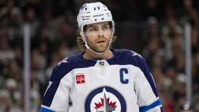 Jets sign captain Adam Lowry to five-year, $25M contract extension