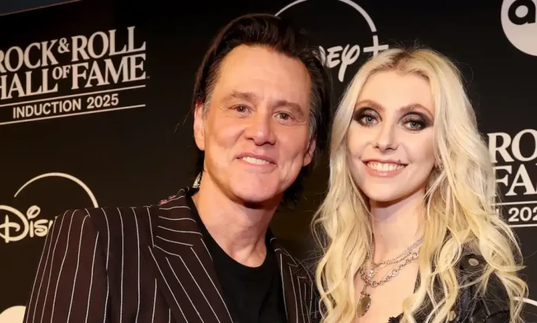 Jim Carrey and Taylor Momsen Reunite 25 Years After ‘How the Grinch Stole Christmas’