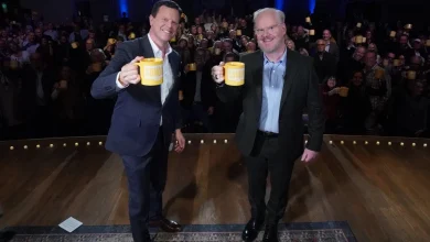 Jim Gaffigan Snaps Sunday Mug Shot With Fans at Sitdown Live