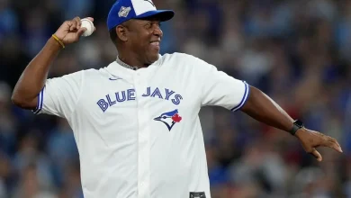Joe Carter still feeling the love from Blue Jays fans 32 years after famous home run