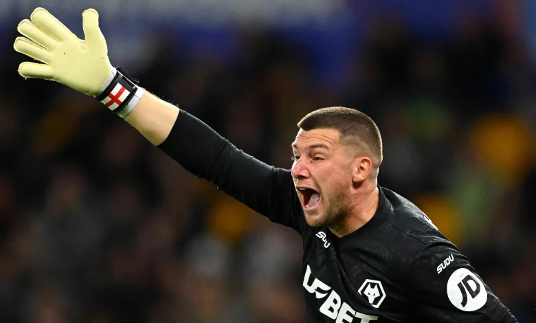 Johnstone | 'He's having to put a lot of things right' | Men's First-Team | News