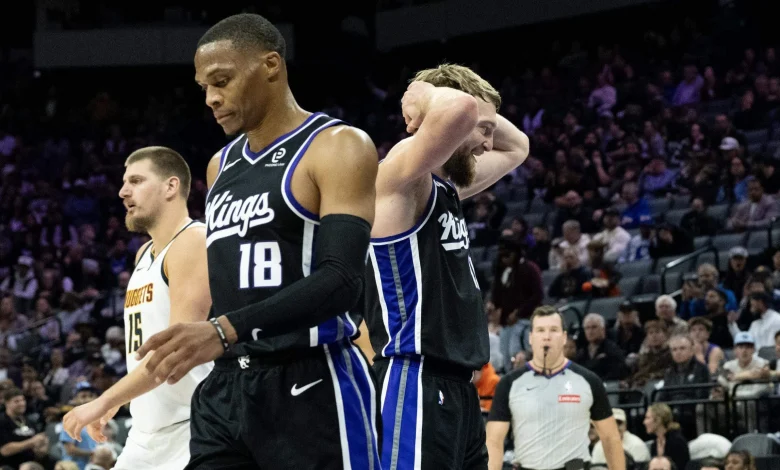 Jokic leads Nuggets over Kings amid growing frustration in Sacramento