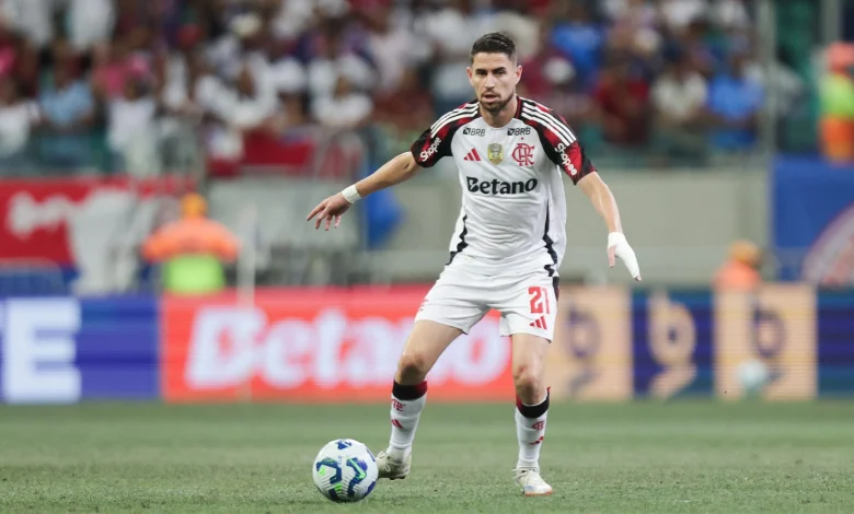 Jorginho sofre lesão e não pega o Sport; Alex Sandro e Ortiz também desfalcam o Flamengo