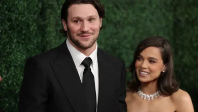 Josh Allen and Hailee Steinfeld have done it again