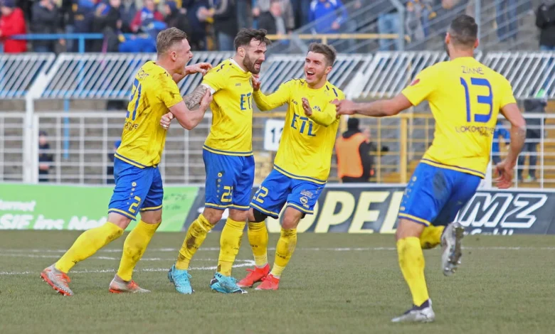 Jubel in Leipzig: Lok und Chemie gewinnen ihre Freitagabend-Spiele