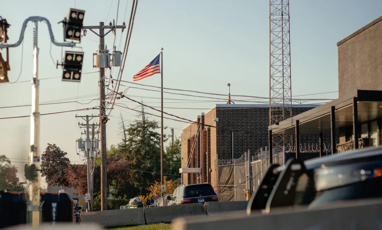 Judge that ordered release of 600 Chicago illegal immigrants slammed by DHS as activist putting lives at risk