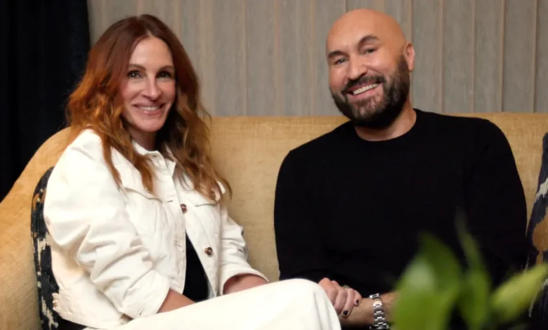 Julia Roberts’ Hair Evolution: From the ’90s to Now | THR Video